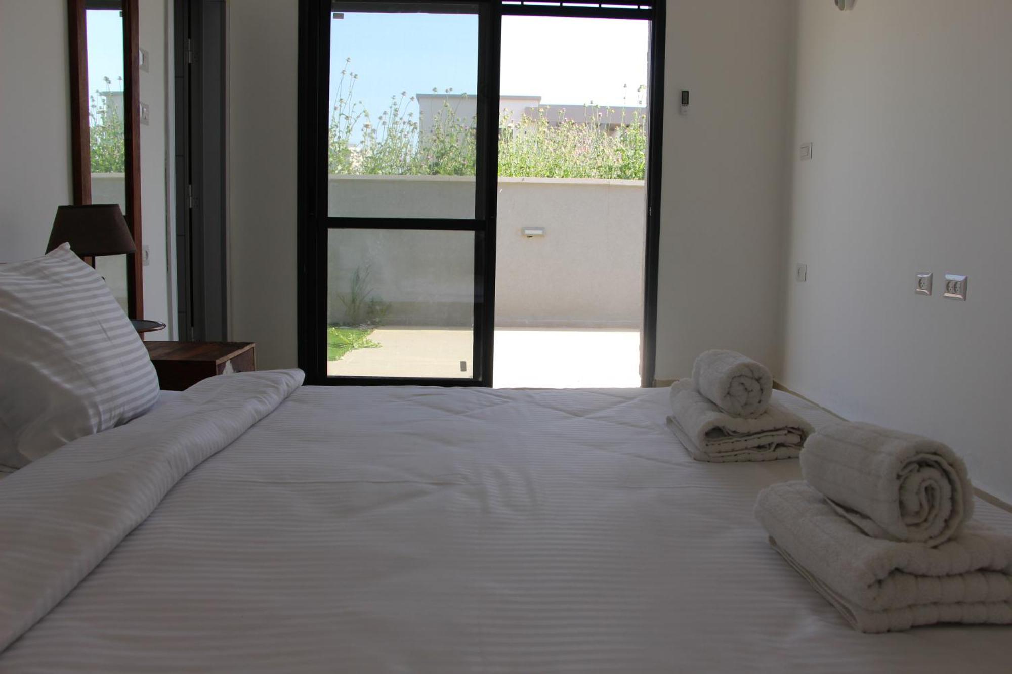 Desert Bird Apartment Qiryat Gat ภายนอก รูปภาพ
