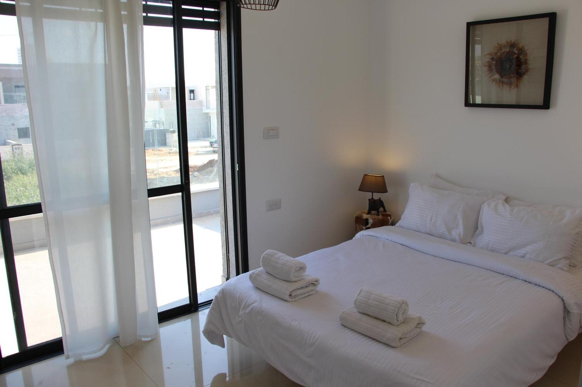 Desert Bird Apartment Qiryat Gat ภายนอก รูปภาพ