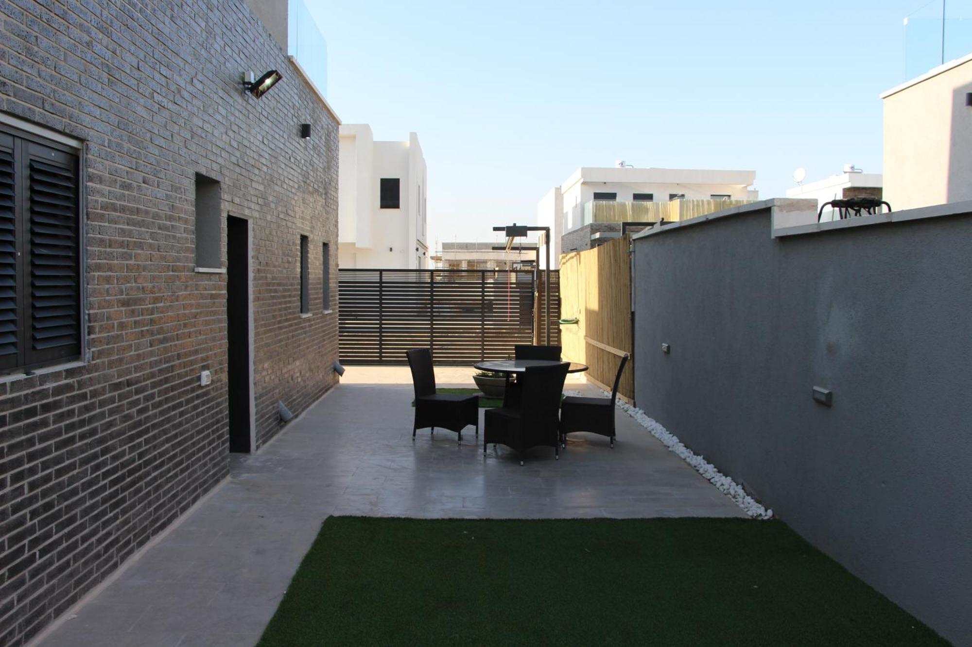 Desert Bird Apartment Qiryat Gat ภายนอก รูปภาพ